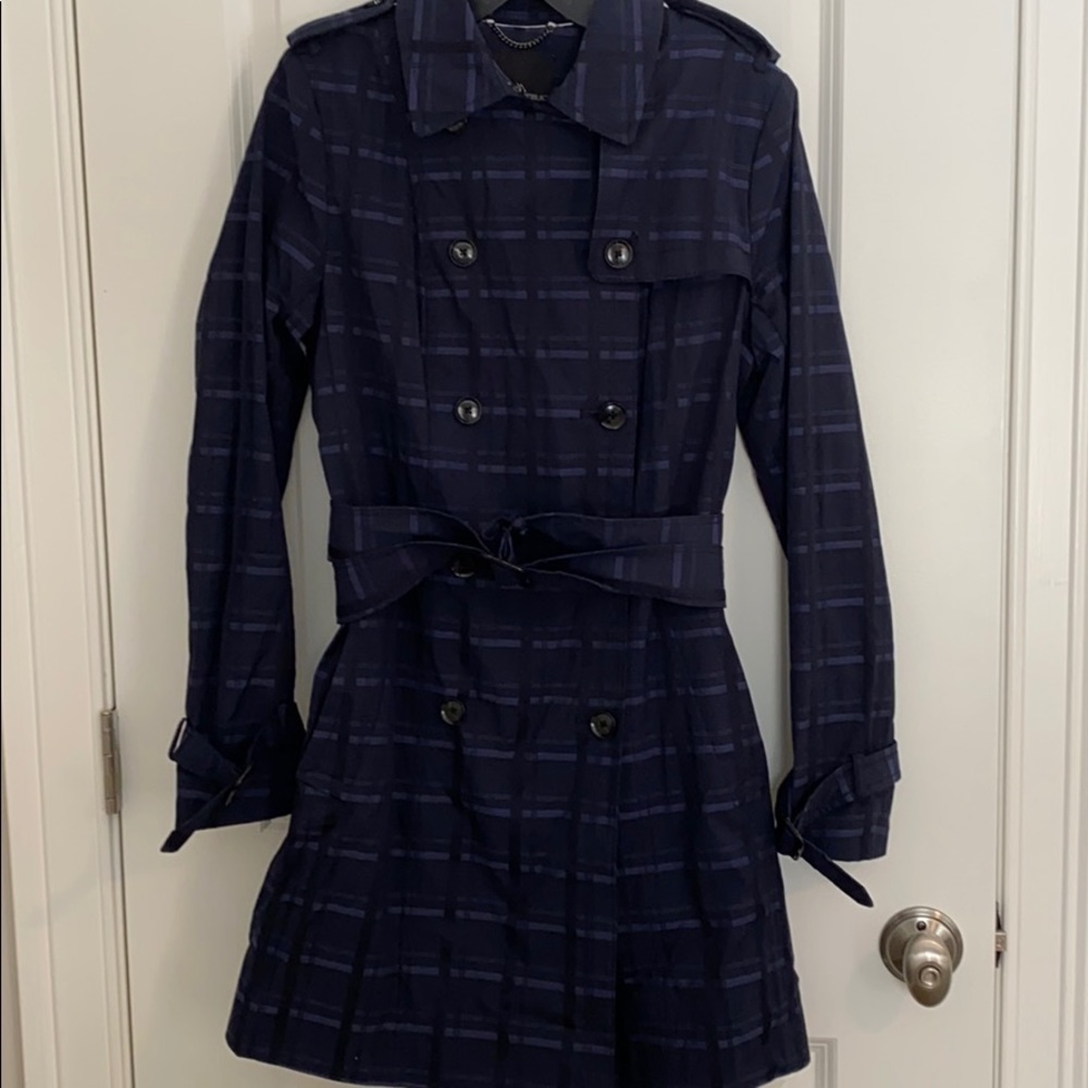 Banana Republic navy trench coat
